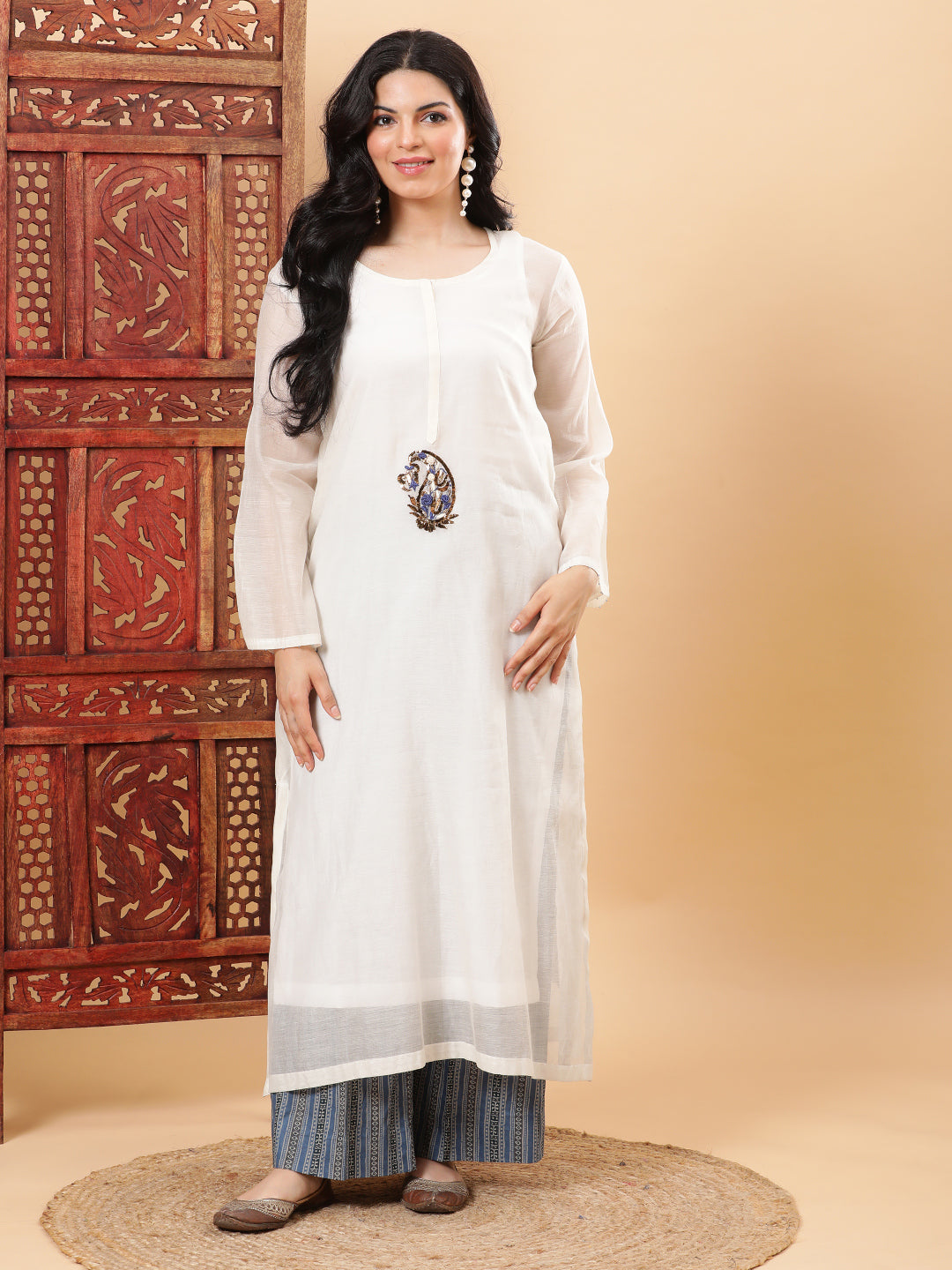 Paisley Motif Mul Chanderi Kurta with Indigo Pants