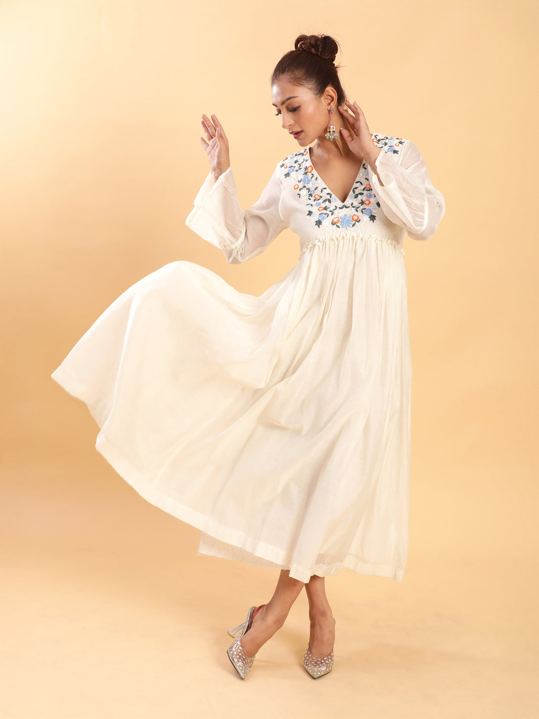 大人もOK! BCBG MAX AZRIA ★Ivory＆虹 ツイードドレス★12-14Y 大人もOK! BCBG MAX AZRIA ☆Ivory＆虹 ツイードドレス☆12-14Y