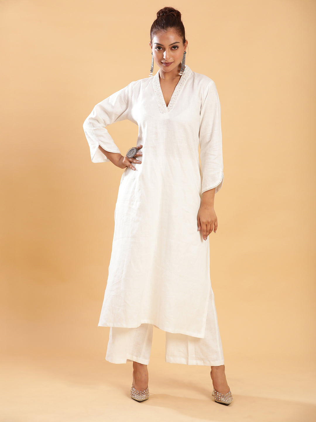 Classic Signature Hand-Embroidered Kurta Pant - White