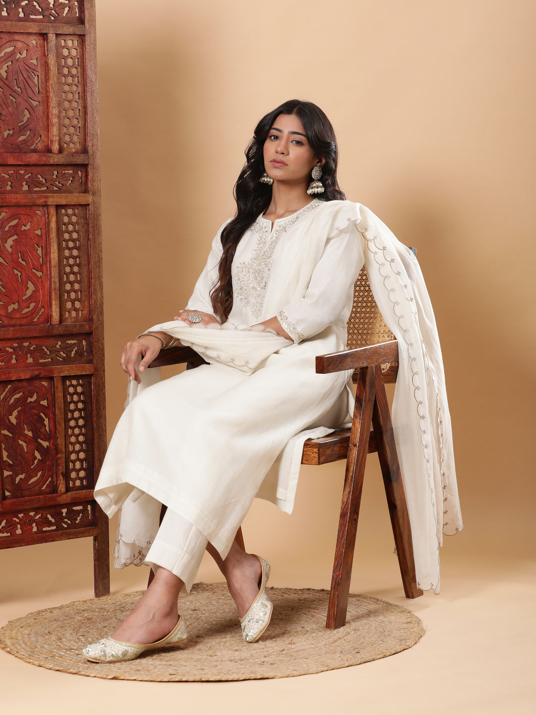 Sunehri Embroidered Kurta Pants with Dupatta - Ivory