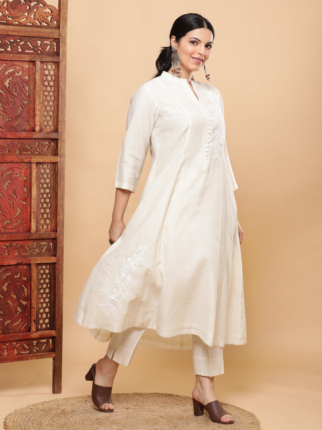 Chandni Mul Chanderi A-line Kurta with Motif - Ivory